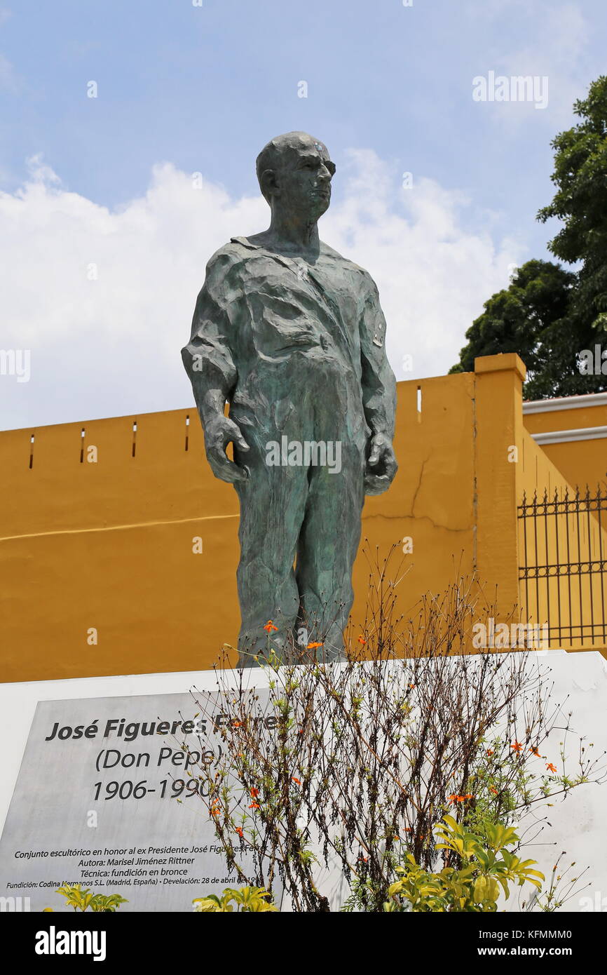 José Figueras Ferrer Skulptur, Plaza de la Democracia, San José, San José Provinz, Central Highlands, Costa Rica, zentrale Ame Stockfoto