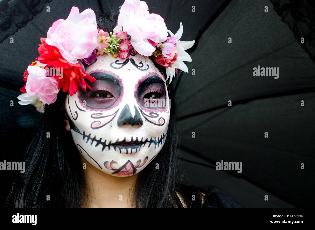 Sao Paulo, Brasilien - 29. Oktober 2017: Feier der Dia de los Muertos (Tag der Toten) bringt die gesamte mexikanische Gemeinschaft am Denkmal Stockfoto