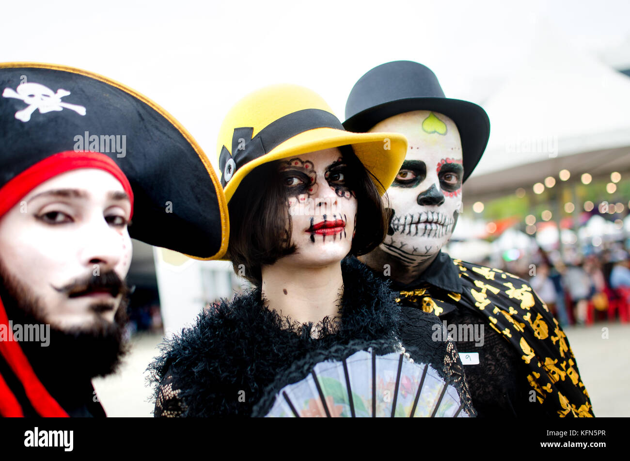 Sao Paulo, Brasilien - 29. Oktober 2017: Feier der Dia de los Muertos (Tag der Toten) bringt die gesamte mexikanische Gemeinschaft am Denkmal Stockfoto