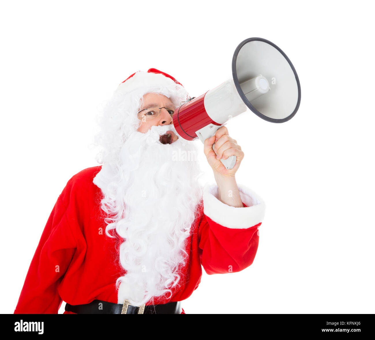Portrait von Santa schreien im Megaphon auf weißem Hintergrund Stockfoto