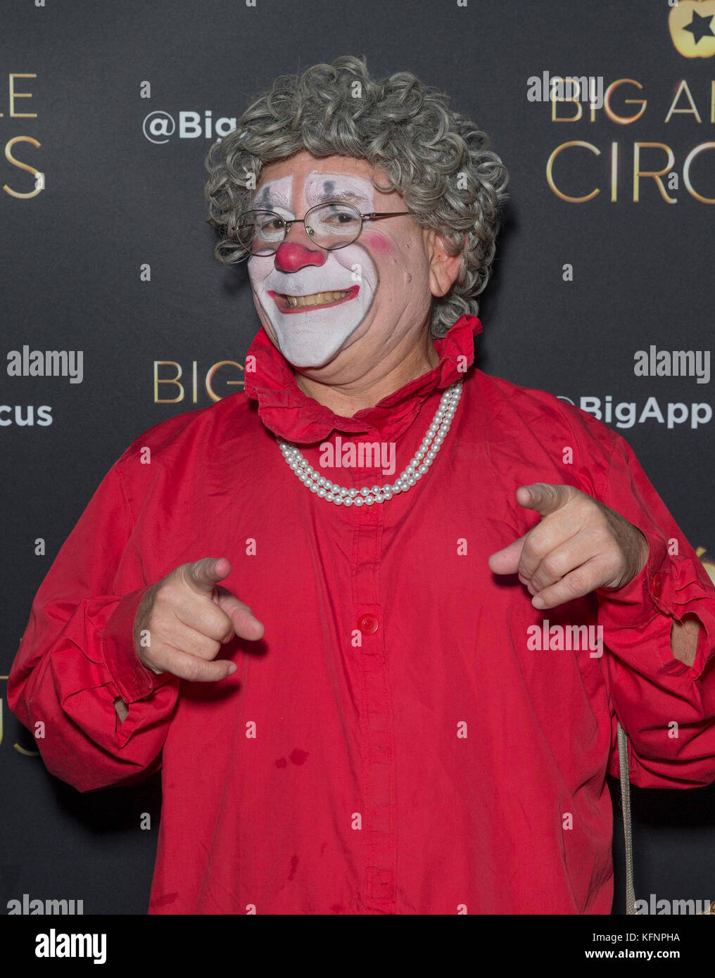 New York, Vereinigte Staaten. 29 Okt, 2017. Clown barry Grandma lubin Big apple Circus öffnung Nacht am Lincoln Center damrosch Park credit besucht: Lev radin/Pacific Press/alamy leben Nachrichten Stockfoto