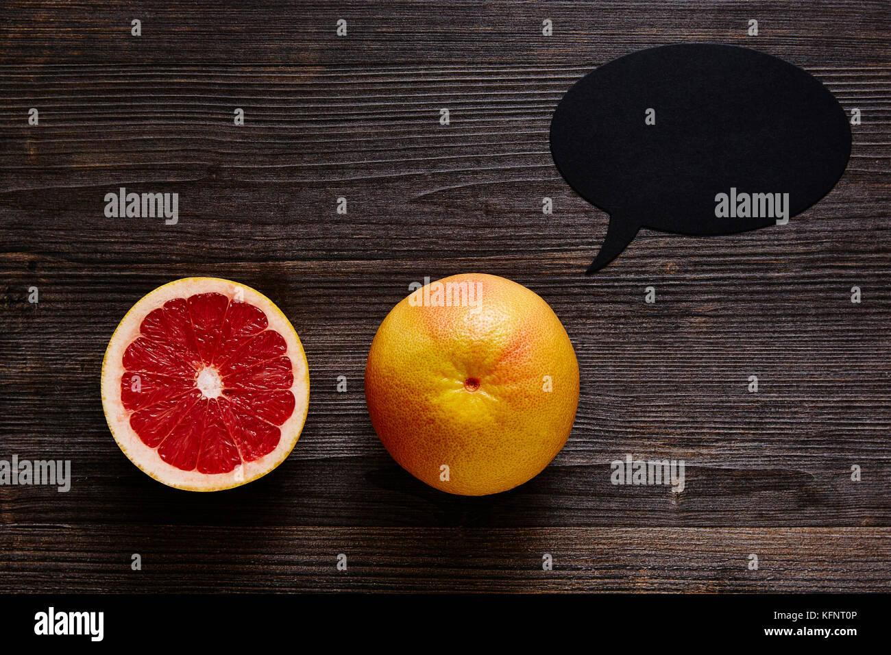 Zwei grapefruits und eine Sprechblase Stockfoto