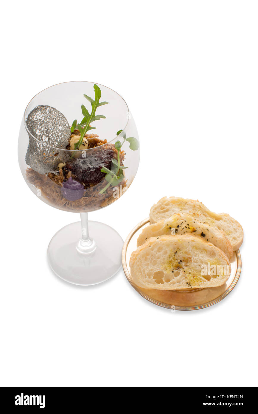 Ungewöhnliche serviert Snacks in Glas Pastete Brot Stockfoto