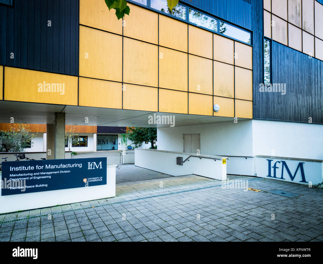 IFM Institut für Fertigungstechnik der Universität Cambridge an der West Cambridge Hotel in Cambridge Großbritannien Stockfoto