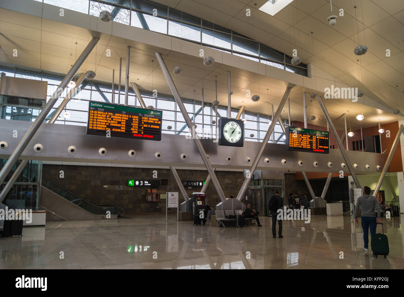 Antequera-Santa Ana ADIF-Station, von der L 35 Architekten, 2006, Andalusien, Spanien Stockfoto