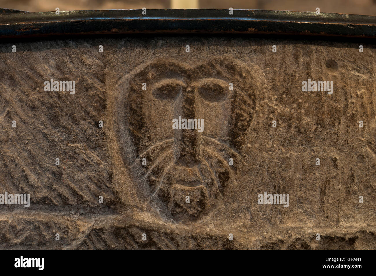 Die angelsächsischen Whirlpool font Detail in St. Mary's Church, Bucknell, Shropshire, England, Großbritannien Stockfoto