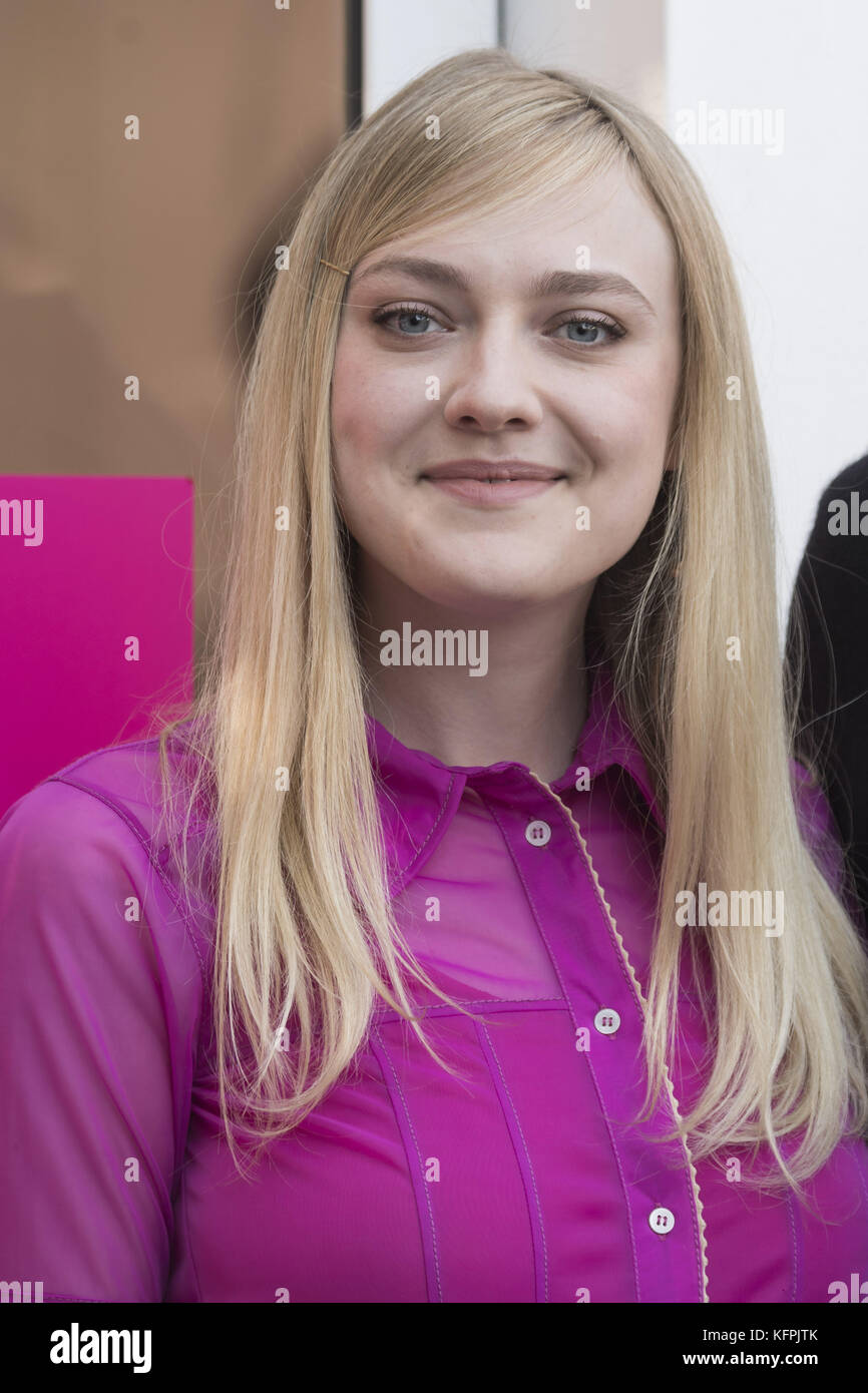 Rom, Italien. 31 Okt, 2017. Rom, Italien. 31 Okt, 2017. Dakota Fanning, die das fotoshooting von Bitte halten Sie sich während der 12 Rom Film Fest Quelle: Silvia Gerbino/Alamy leben Nachrichten Stockfoto