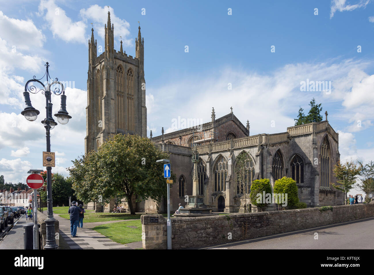 Pfarrkirche St. Cuthbert, St. Cuthbert Straße, Wells, Somerset, England, Vereinigtes Königreich Stockfoto