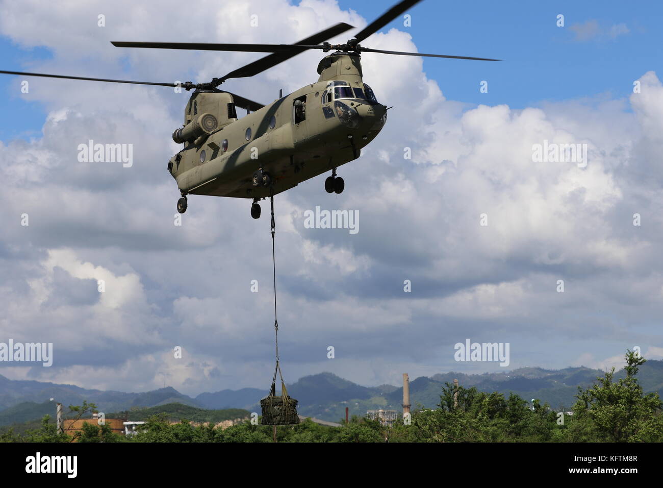 CH-47 Chinook Sling-Load Training Stockfoto