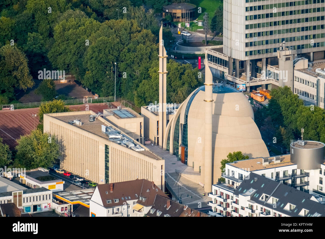 Kölner Zentralmoschee, Moschee, im Fuchsstraße-Innenraum Kanalstraße, muslimisches Gotteshaus, Köln, Rheinland, Nordrhein-Westfalen, Deutschland Stockfoto