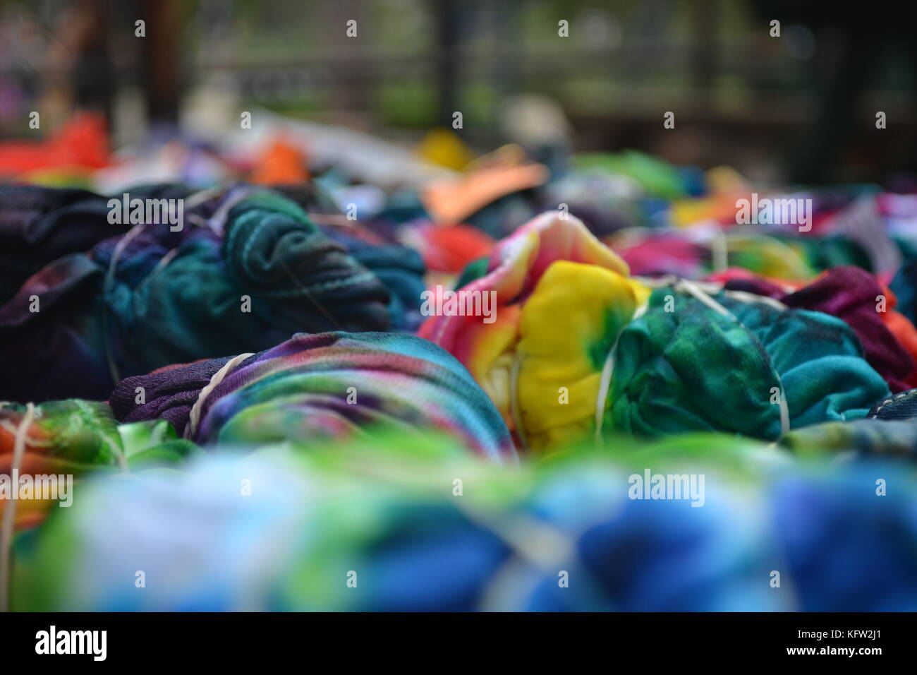 Bunte tie dye T-Shirts Stockfoto