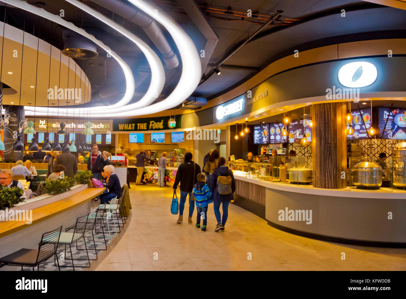 Food Court, Europa Passage Shopping Center, Hamburg, Deutschland Stockfoto