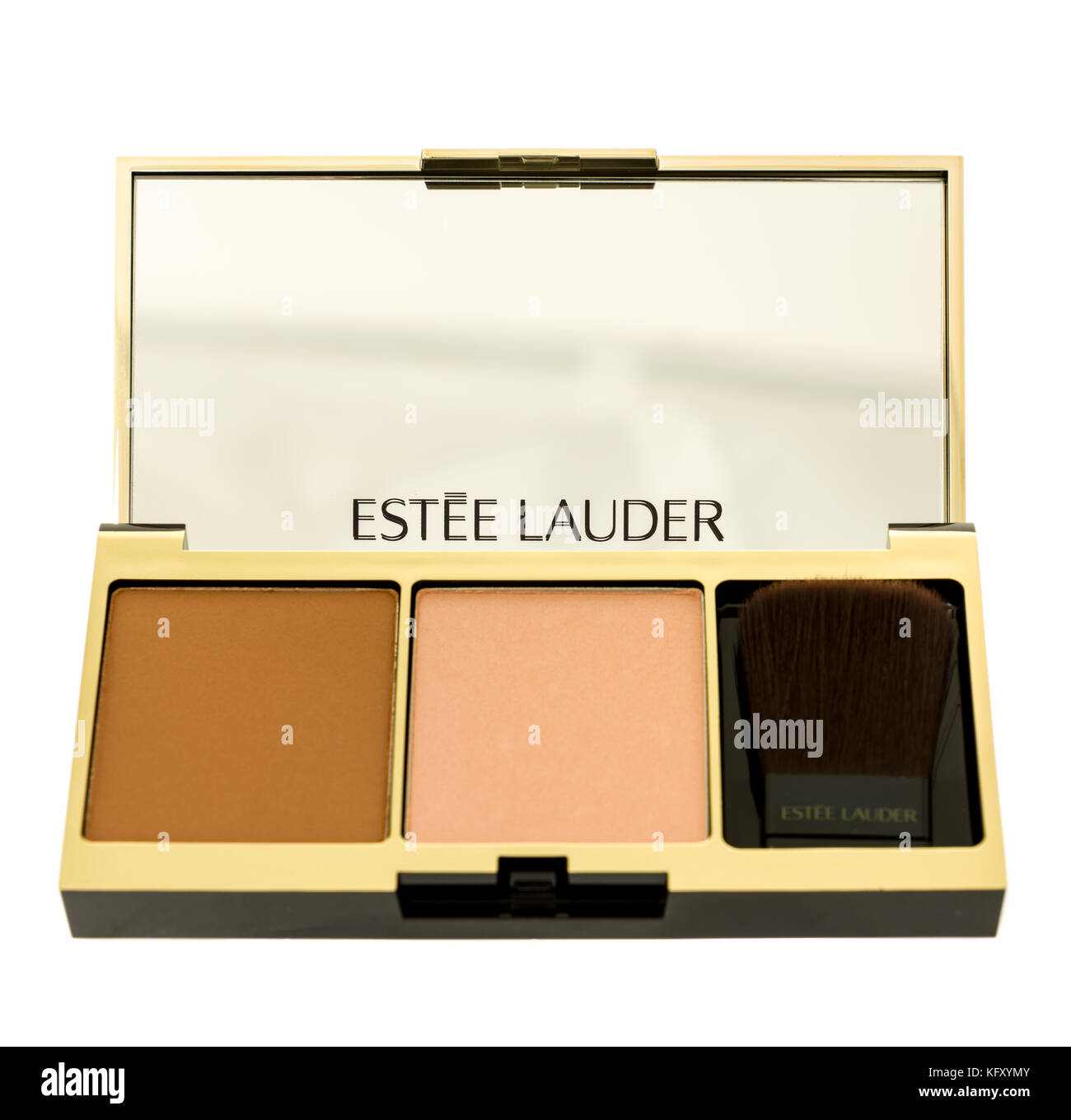 Winneconne, WI - 28. Oktober 2017: Estee Lauder errötet auf einem isolierten Hintergrund. Stockfoto