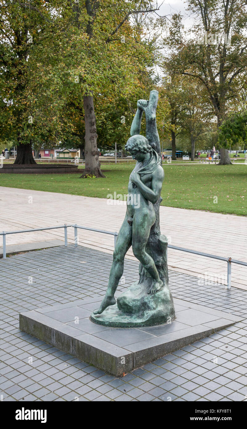 Statue des Hermaphroditus in Bancroft Gardens in Stratford-upon-Avon, England, Großbritannien Stockfoto