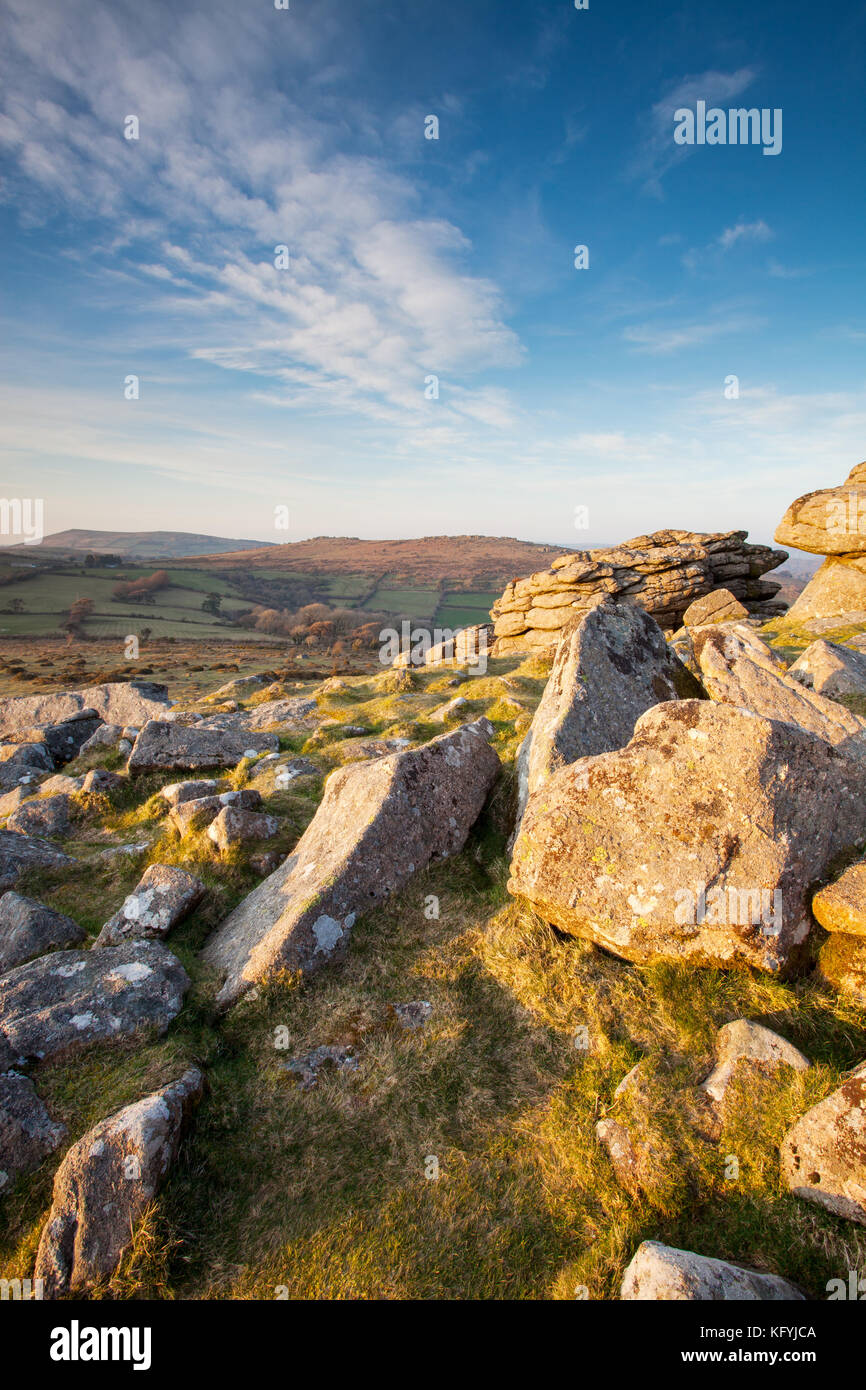 Hound Tor im Nationalpark Dartmoor, Devon, England Stockfoto