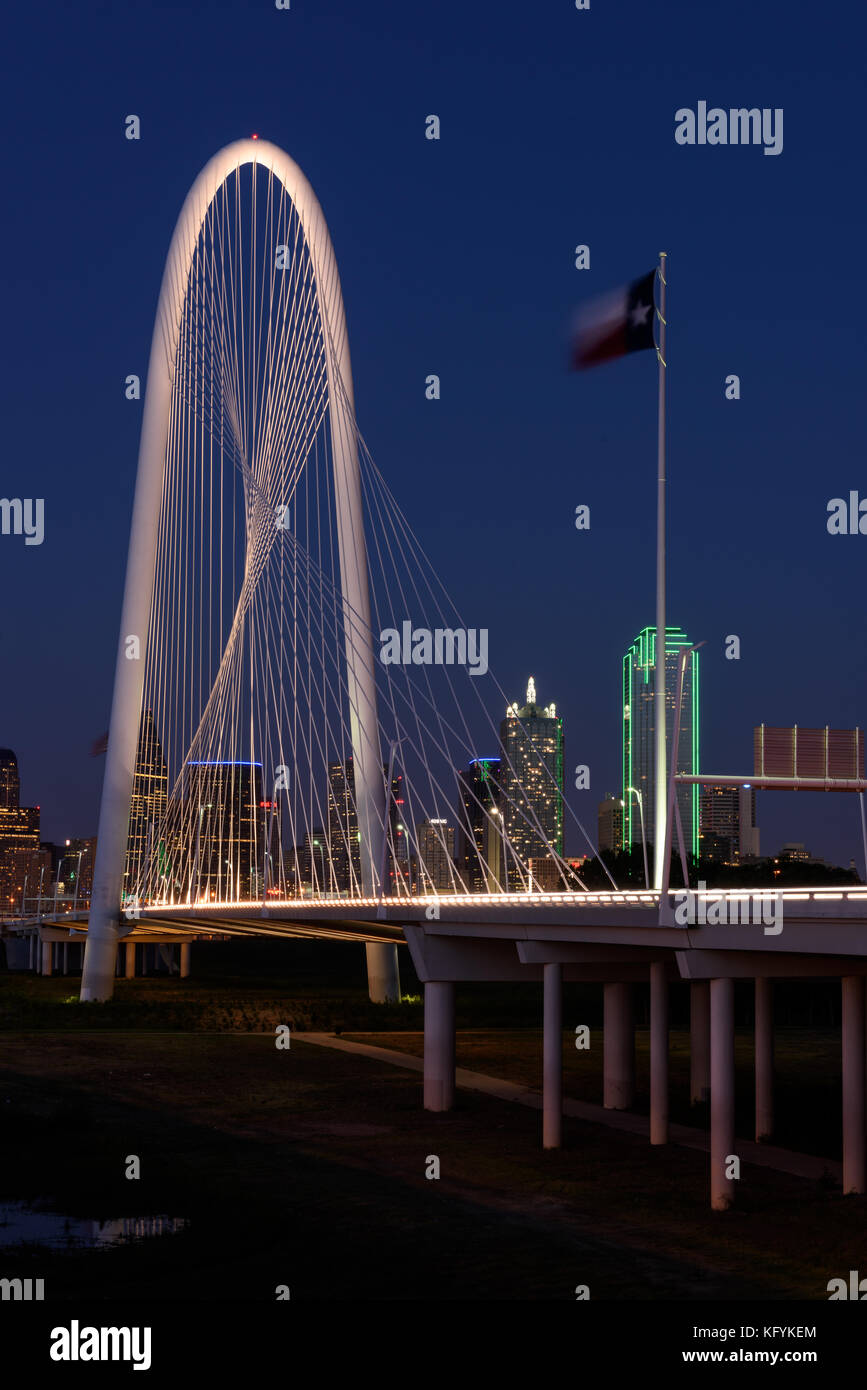 Dallas City Skyline bei Nacht, Texas Stockfoto