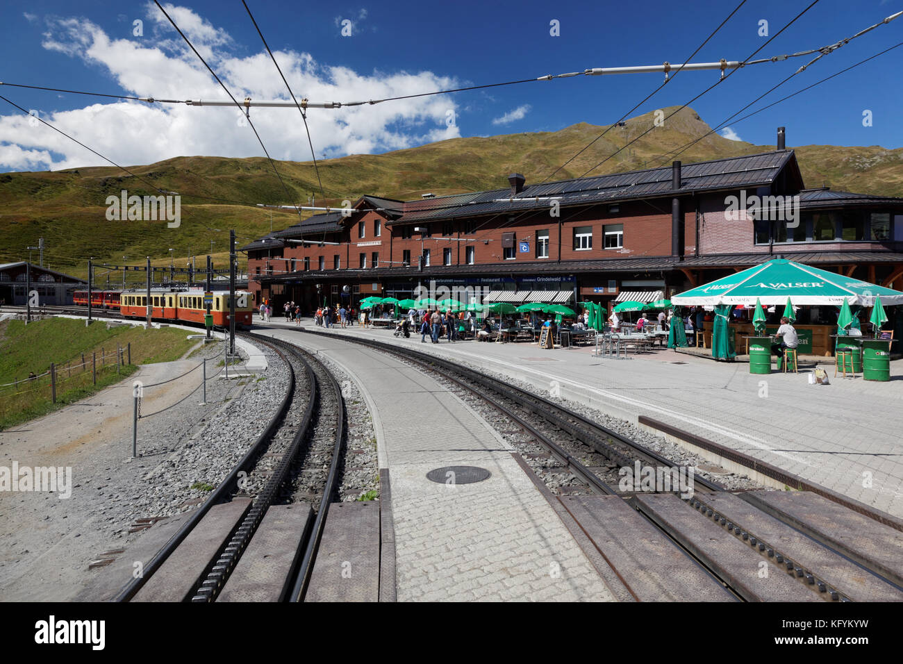 Bahnhof und Bahngleise in kleine Scheidegg, Berner Oberland, Schweiz Stockfoto