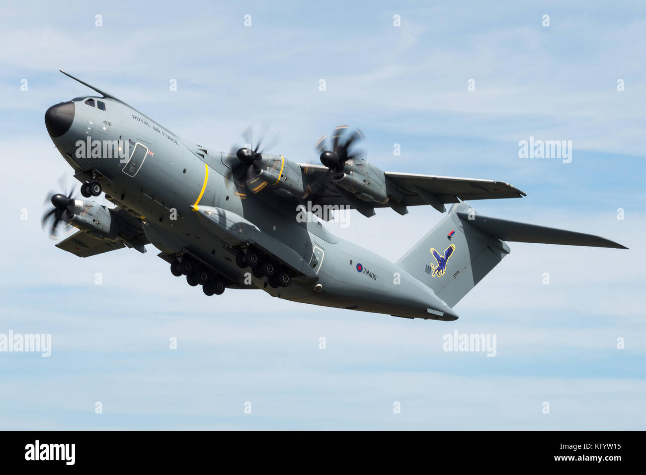 Ein Airbus A400M der 70th Squadron an RAF Brize Norton aus dauert an RAF Fairford. Stockfoto