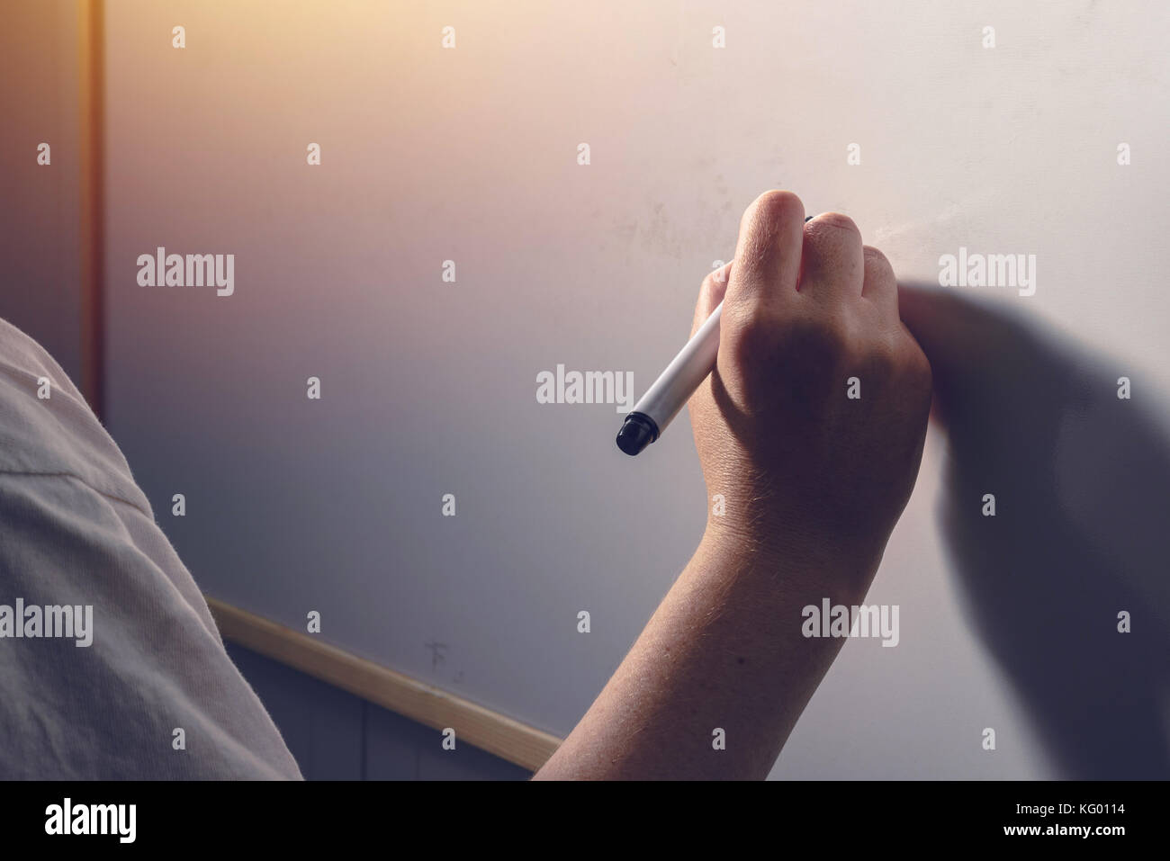 Handschrift auf der Tafel Oberfläche - Büro, Geschäft und Bildung Konzept Stockfoto