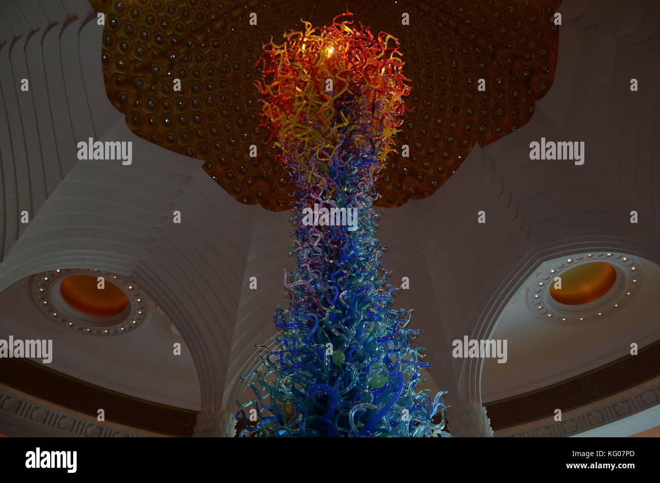 Massiven Glas Anzeige im Palm Lobby Rezeption Atlantis Stockfoto ... Massiven Glas Anzeige im Palm Lobby Rezeption Atlantis Stockfoto ...