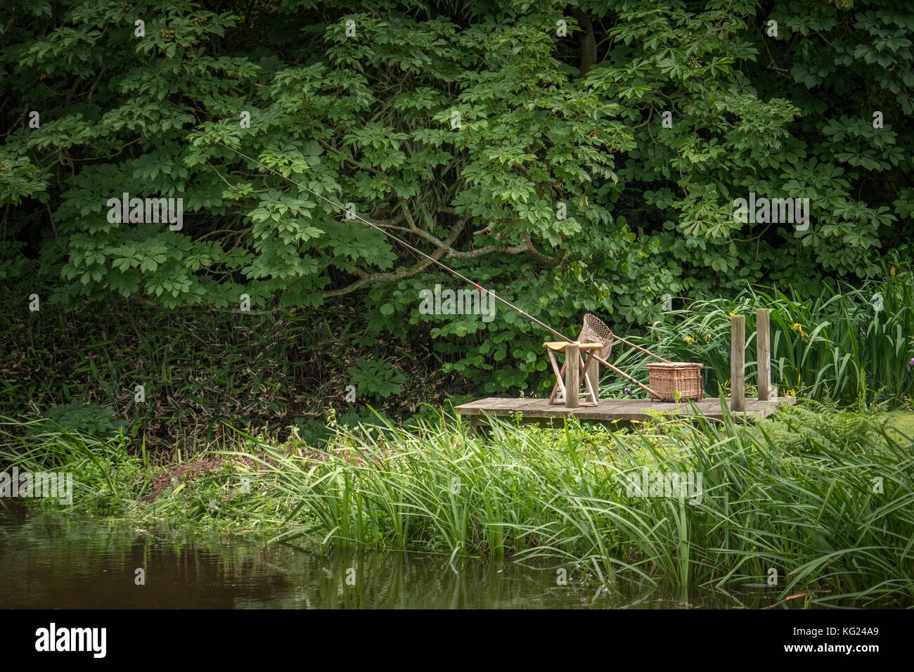 Fishing River Arrow Eardisland Herefordshire England Stockfoto