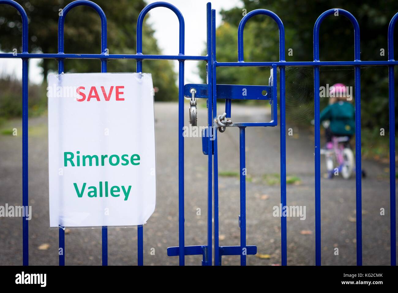 Rimrose Valley Park, Sefton, Liverpool, Merseyside. Peel Ports Vorschlag, eine Straße vom Hafen von Liverpool auf der Autobahn durch den Park zu errichten. Stockfoto