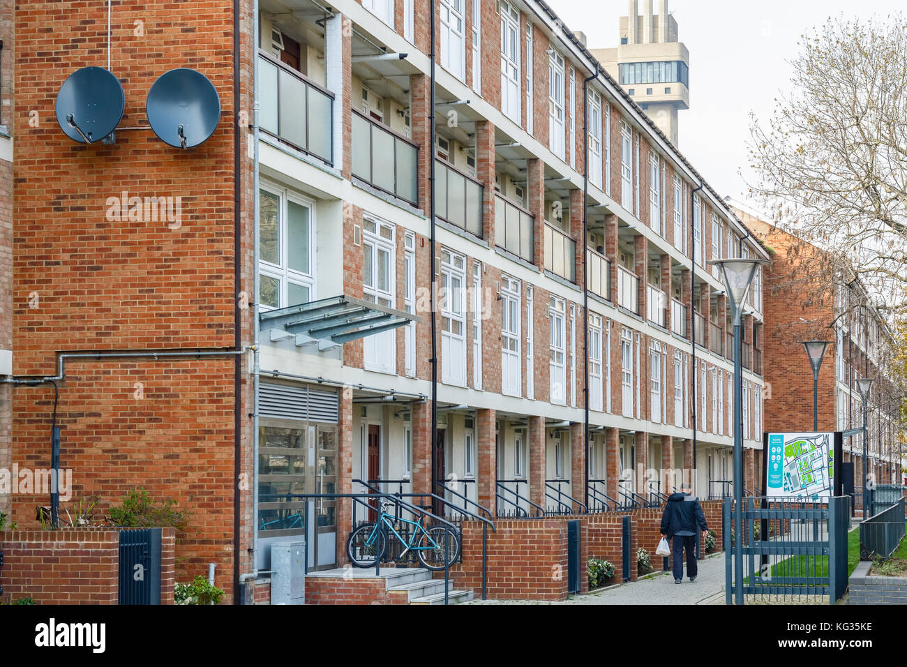 Reihe von Sozialwohnungen Wohnungen in East London Stockfoto