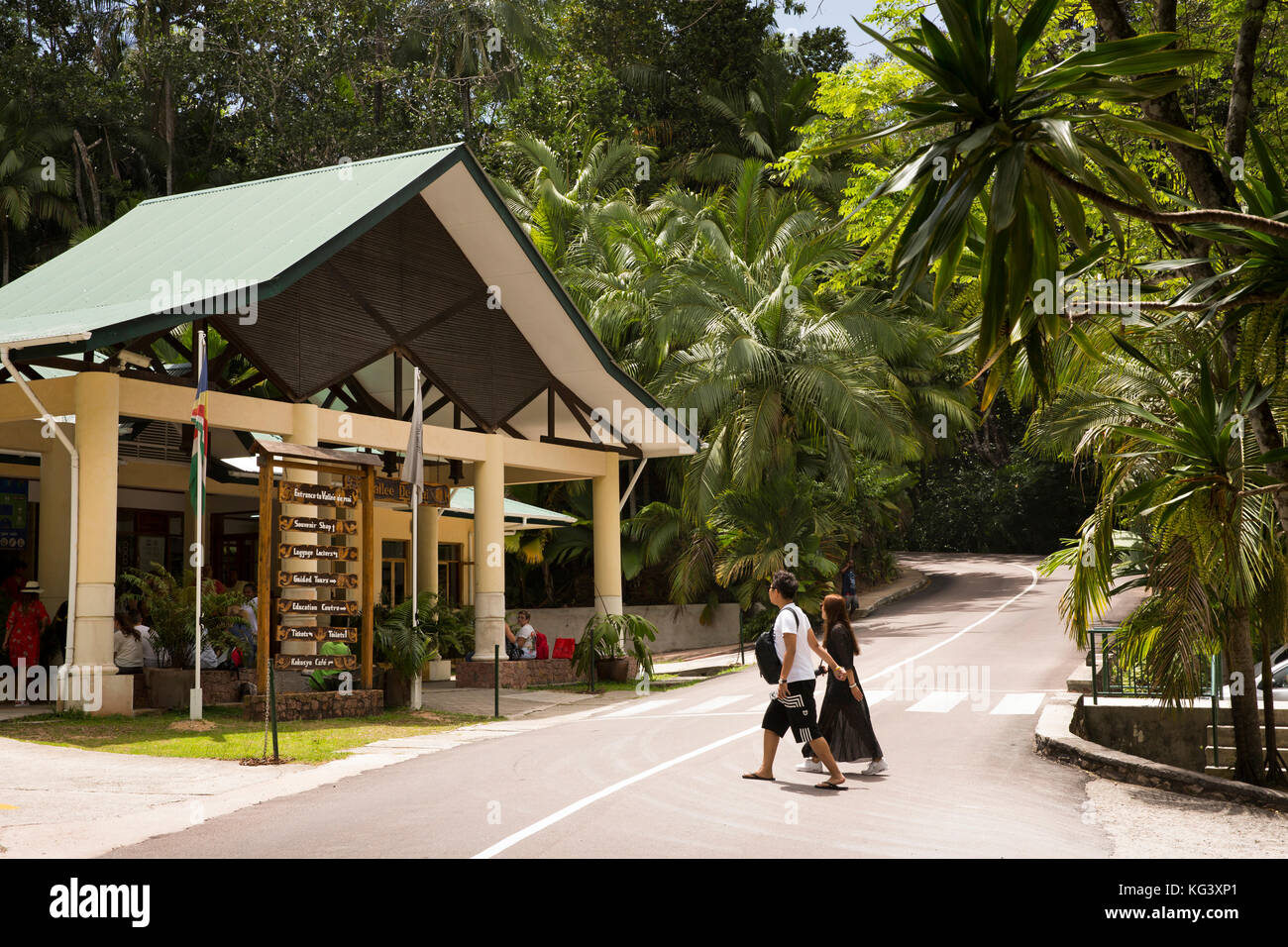 Die Seychellen, Praslin, Mountain Forest Road vorbei Vallee de Mai National Park Visitor Centre Stockfoto