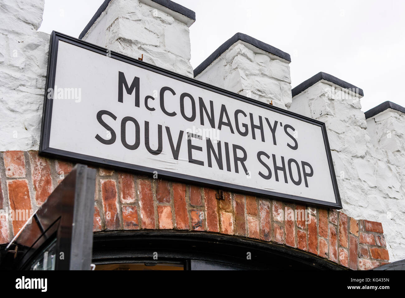 McConaghy's Irish Souvenirshop an der Giant's Causeway, Nordirland, die unter Androhung der Schließung wird durch den National Trust Stockfoto