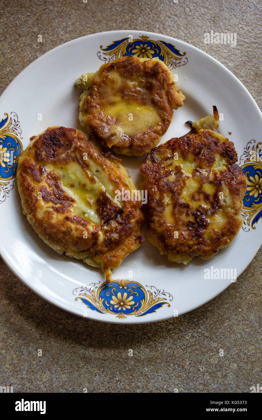 Kartoffelpuffer mit butterbad Diät Stockfoto