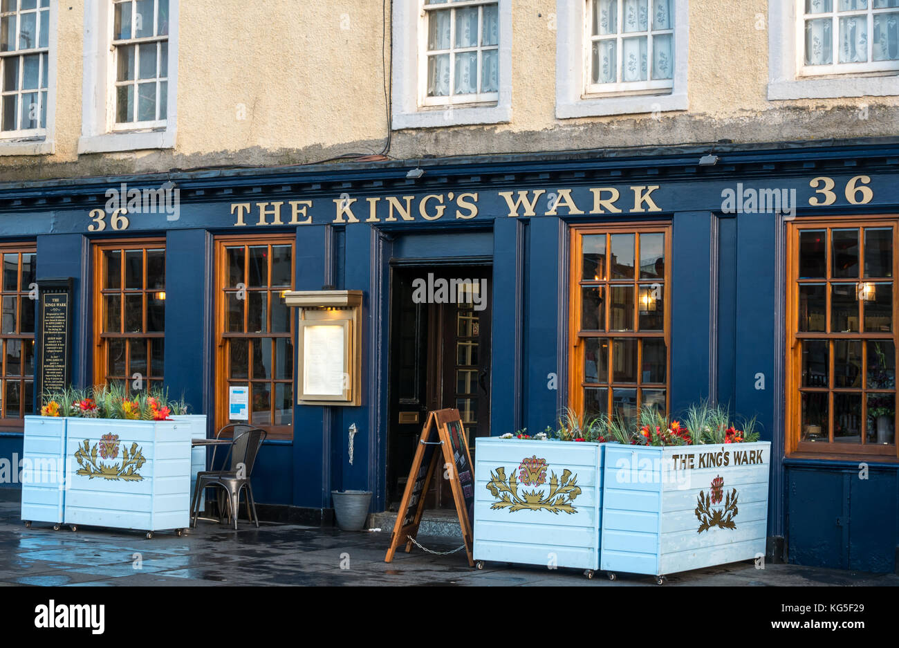Die Könige Wark, einem modischen alten Pub und Restaurant gebaut von James I und abgeschlossen im Jahr 1500, das Ufer, Leith, Edinburgh, Schottland, Großbritannien Stockfoto