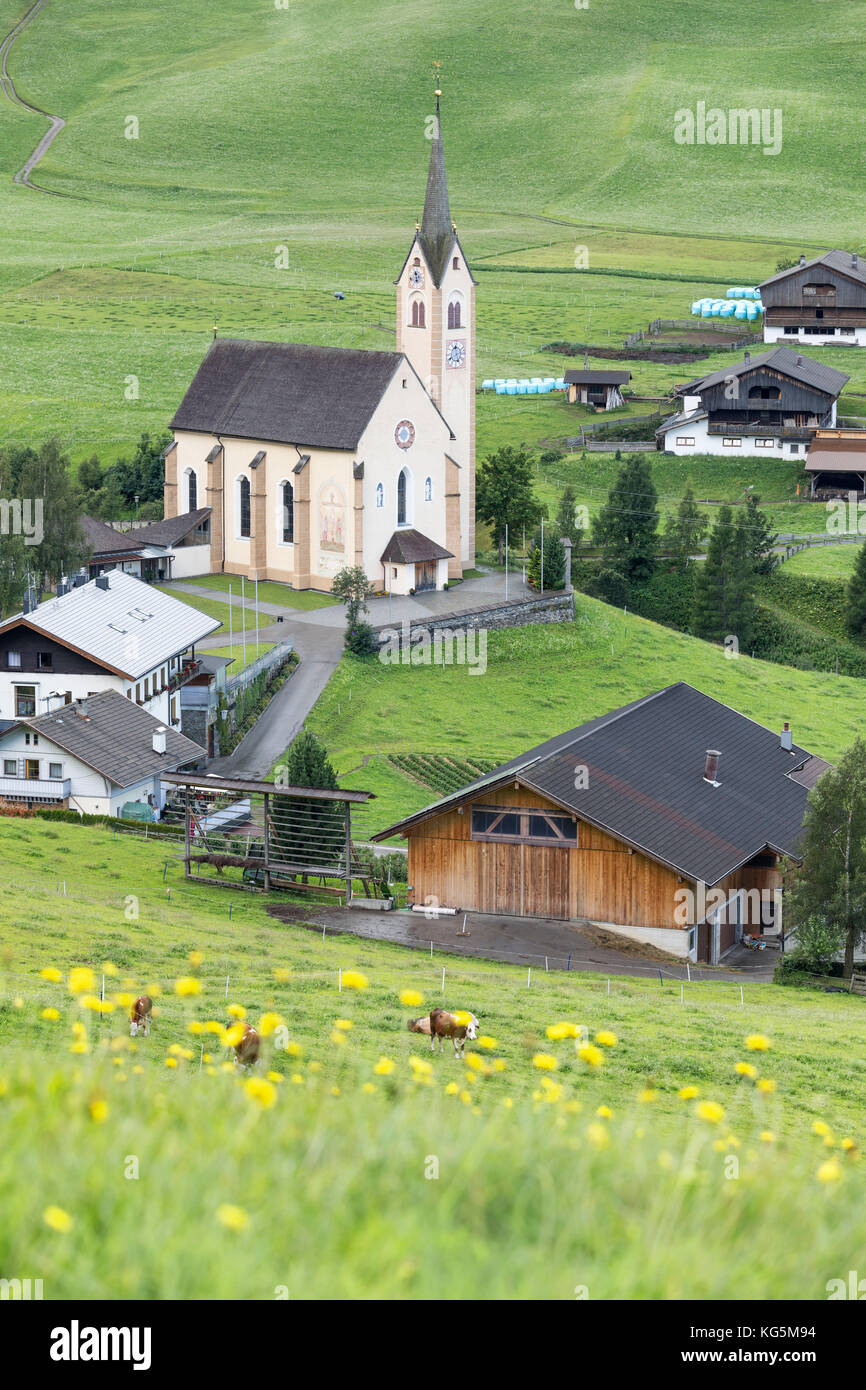 Die Pfarrkirche Kartisch im Gailtal, Kreis Lienz, Tirol, Österreich Stockfoto