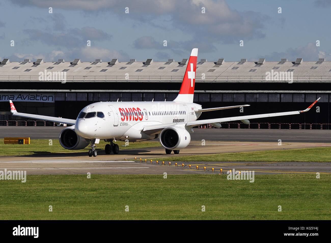 Bombardier Cs 100 von Swiss Airlines Stockfoto
