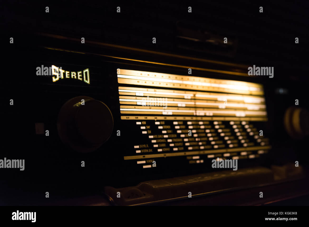 alt-Stereo-radio Stockfoto