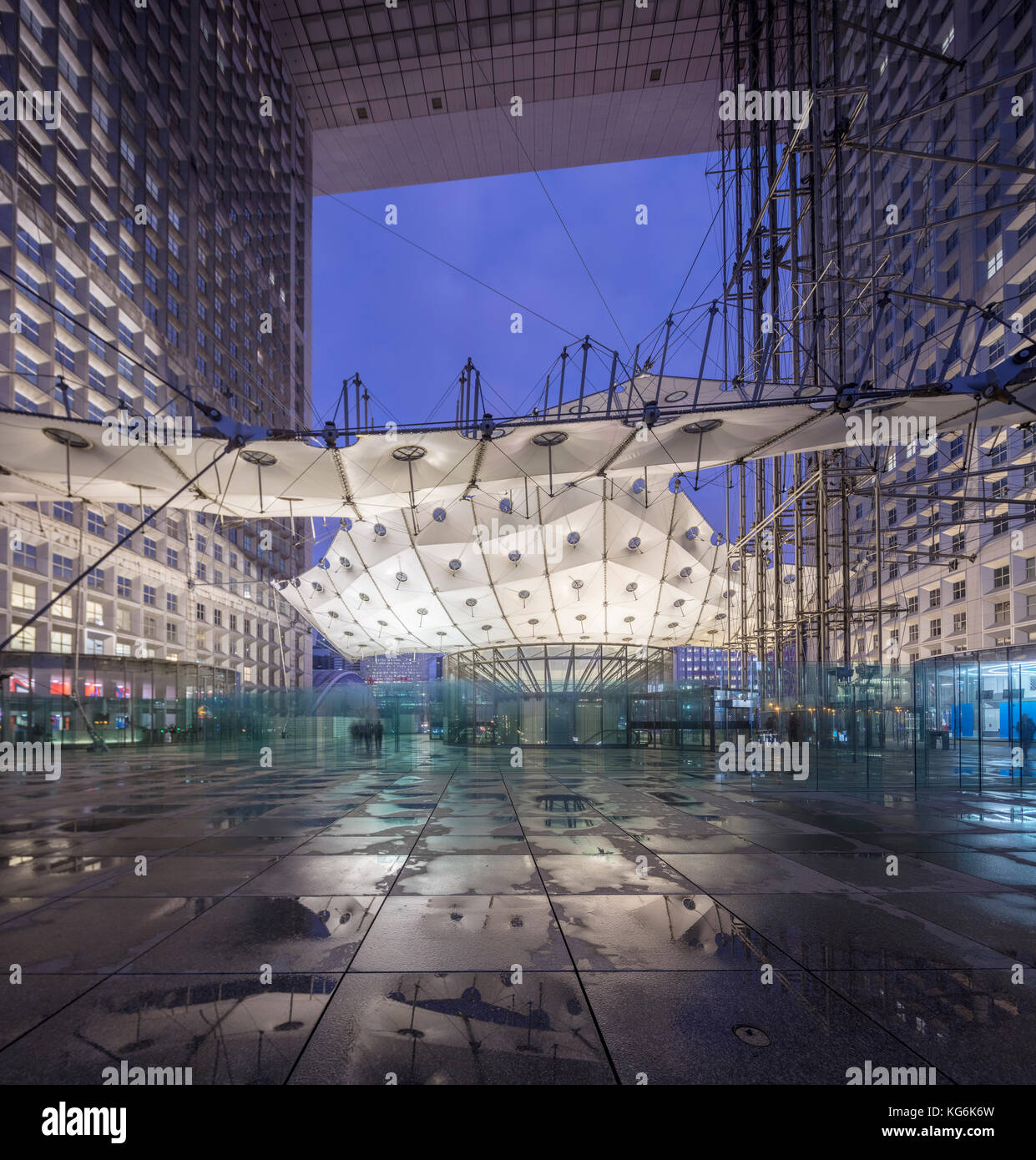 La Grande Arche De La Défense, Paris, Frankreich Stockfoto