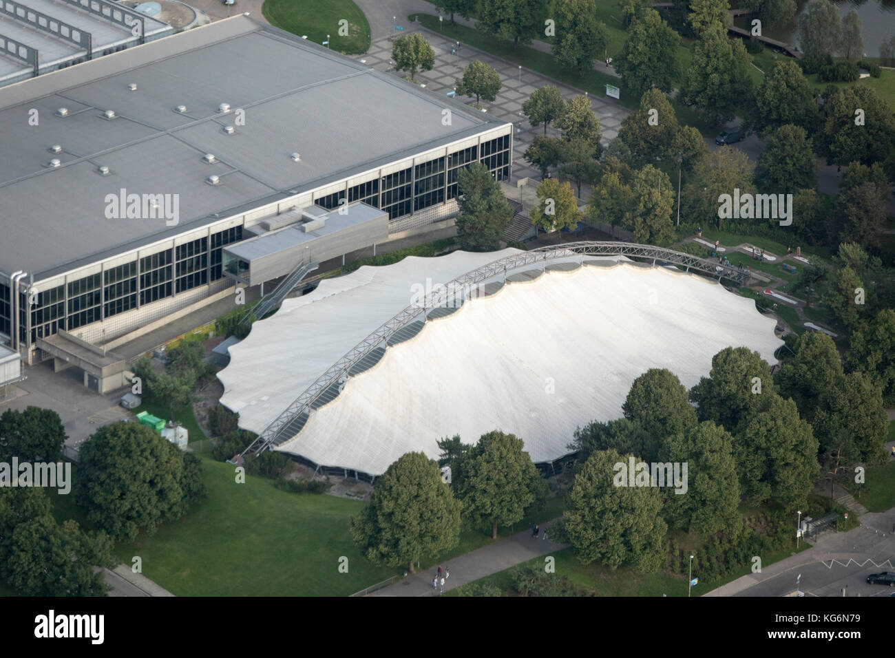 Luftbild des Olympic Park (Olympiapark München), München, Bayern, Deutschland Stockfoto