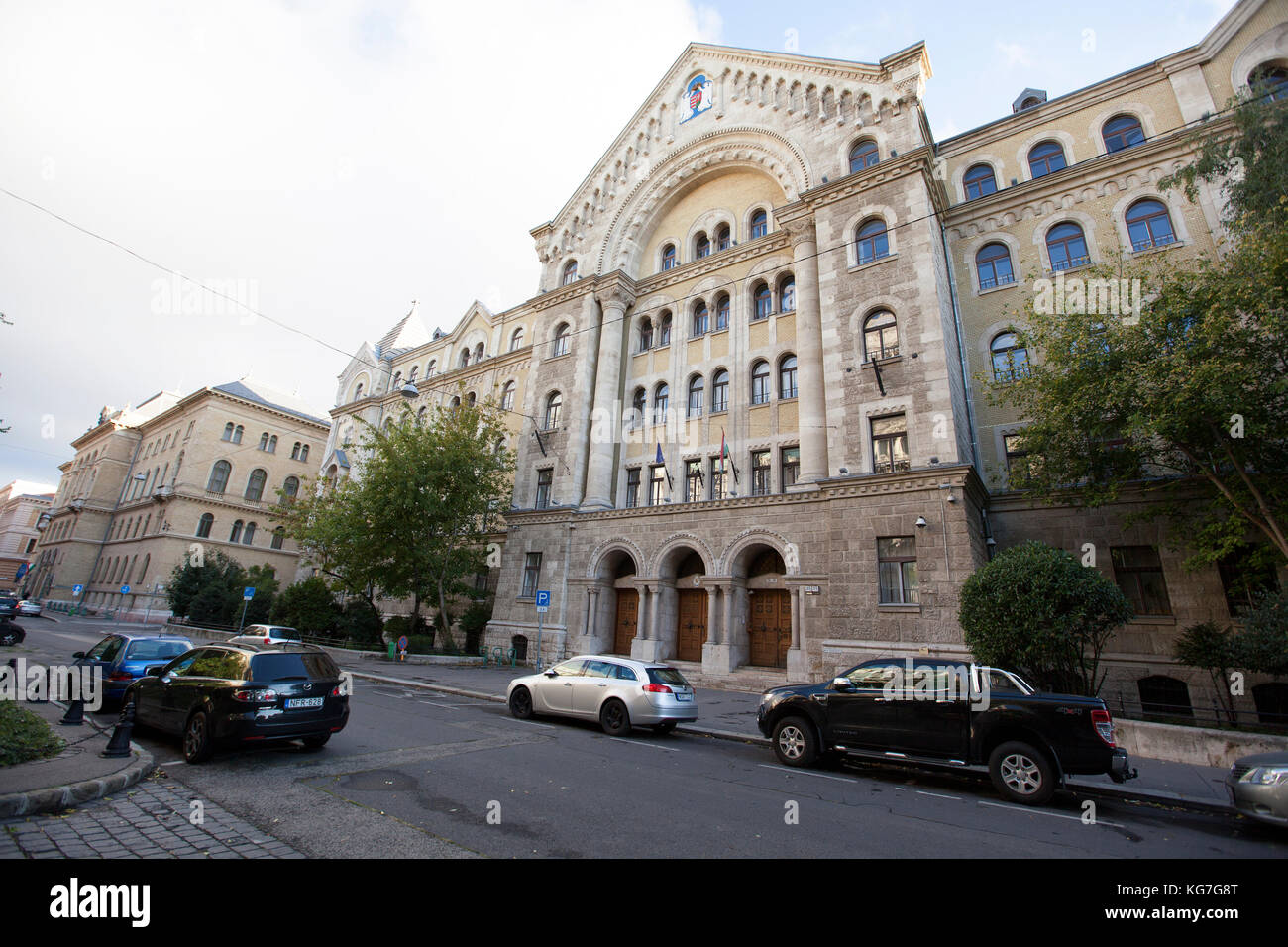 Budapest - 17. September 2017: Die nationalen Justizbehörden Office (országos bírósági hivatal) Aufgaben gehören die primären Aufgaben in Verbindung mit der Durchführung Stockfoto