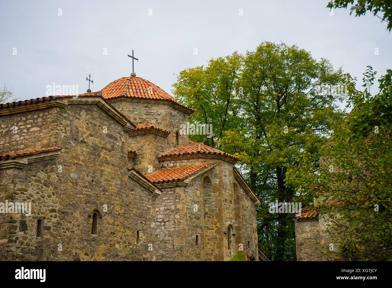 Einer der bekanntesten und alte mittelalterliche Kirche in kachetien Bereich in Georgien Stockfoto