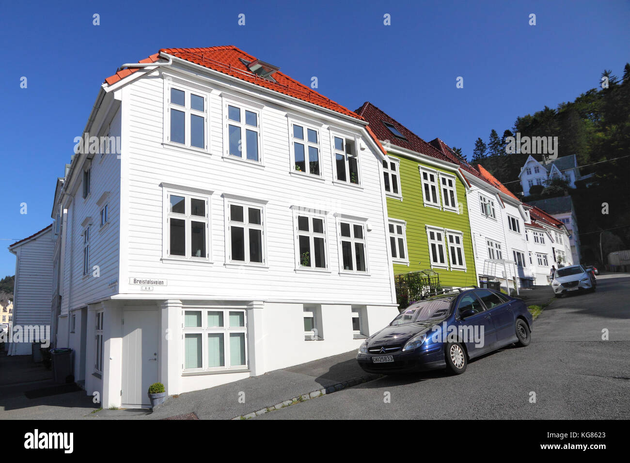 Schindeln Häuser in der fjellsiden Nord bereich Bergen, Norwegen Stockfoto