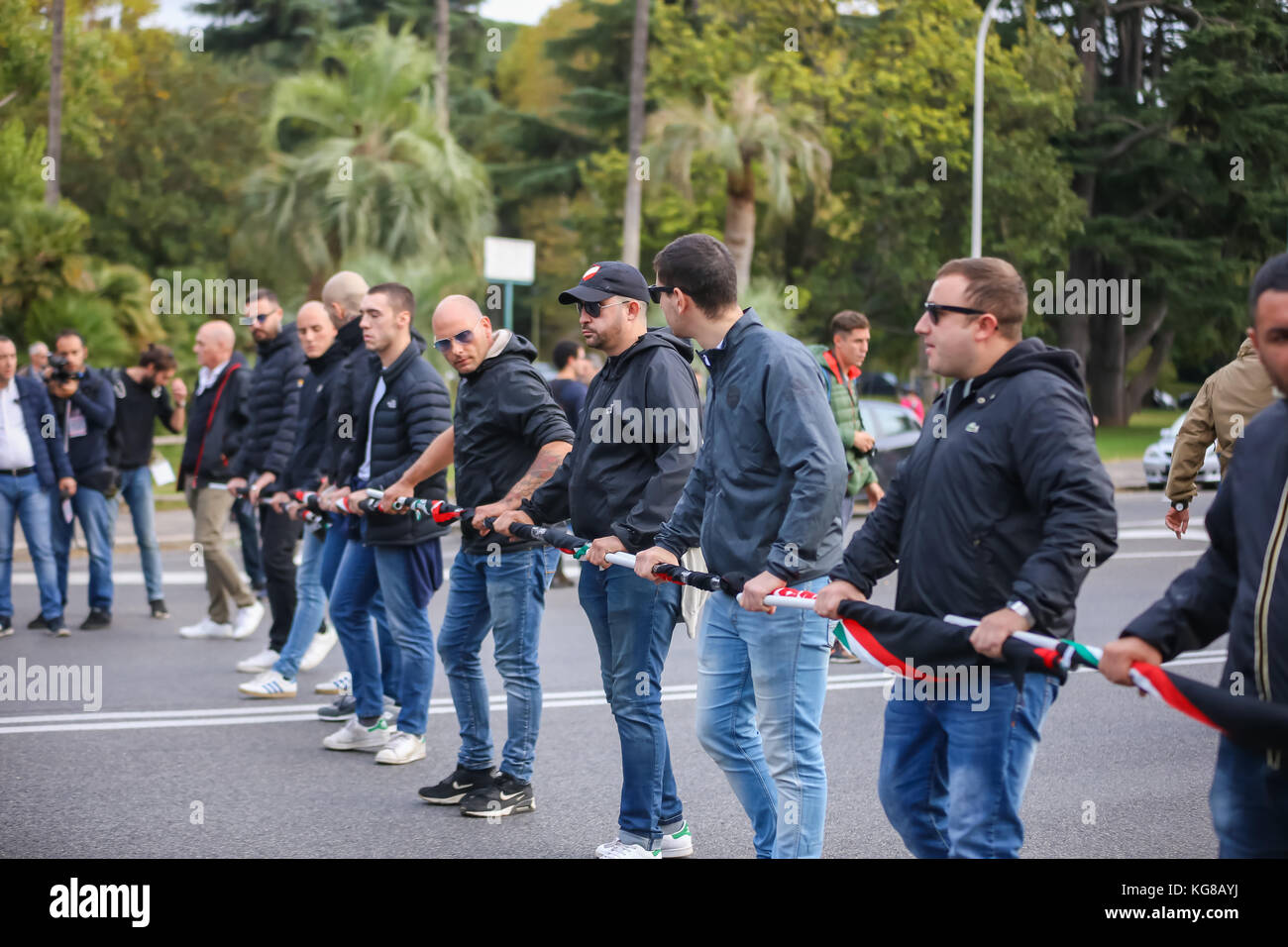 Rom, Italien, 4. November 2017. Demonstration der politischen Bewegung namens "Forza Nuova" in Rom in der Eur-Zone am 04. November 2017. Rom, Italien, 4. November 2017 Credit: Simone De Santis/alamy leben Nachrichten Stockfoto