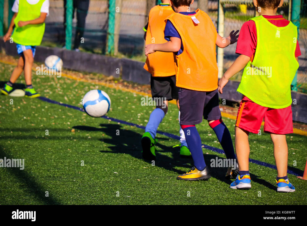 Kinder fußball foul -Fotos und -Bildmaterial in hoher Auflösung – Alamy