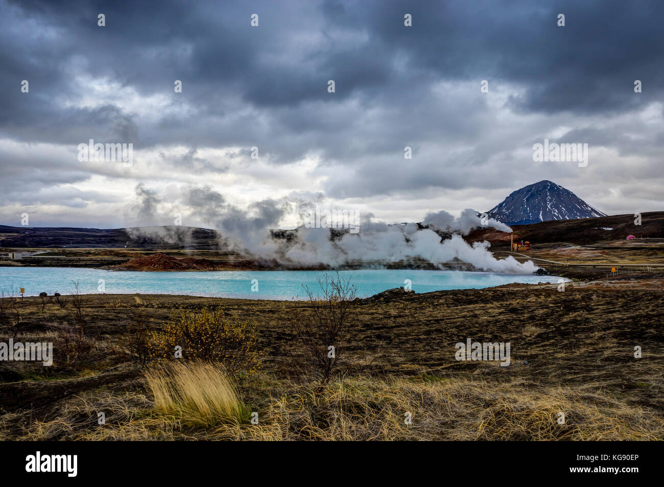 Hverir geothermische Gebiet auch Blue Lake in der Nähe von Myvatn Island genannt Stockfoto