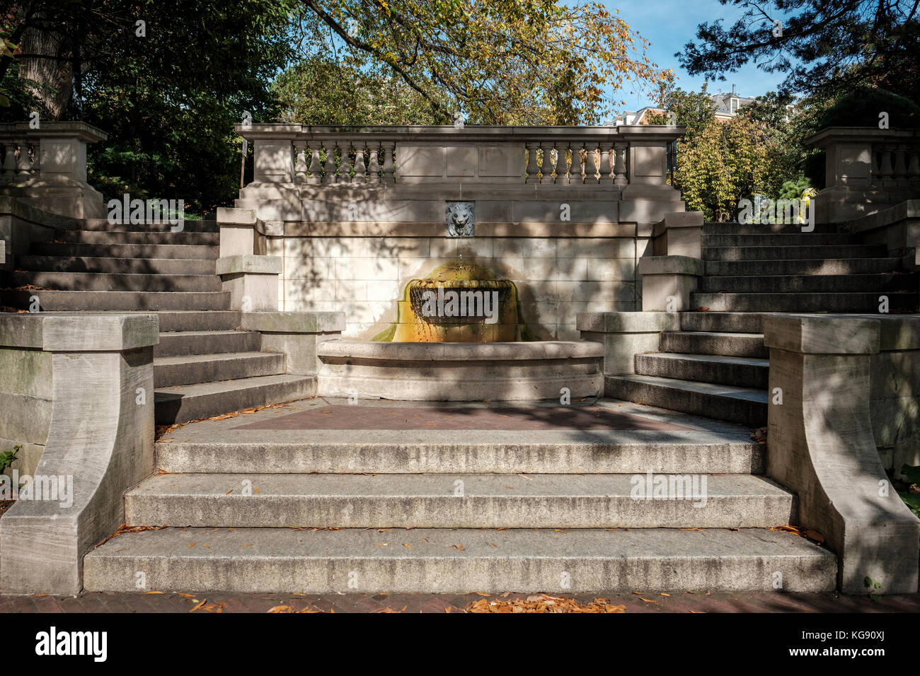 Die Spanische Treppe Brunnen und Treppen, die nur Gleichstrom, Park, eine Stadt, die Straße zu besetzen. Ein fussgänger Passage im Kalorama Nachbarschaft von Washington Stockfoto