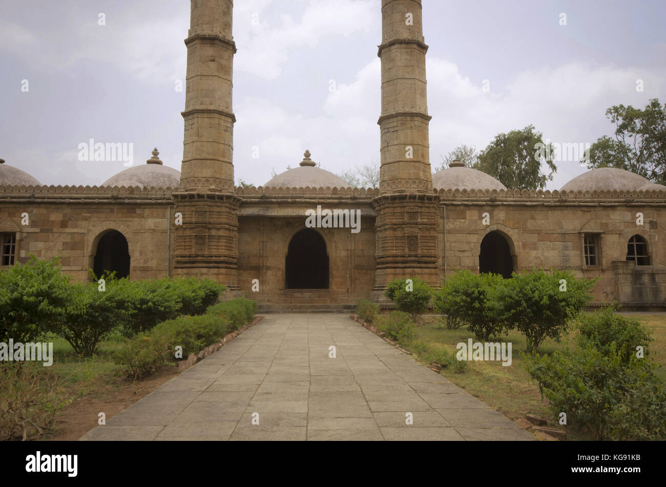 Nahaufnahme von Sahar KI Masjid. UNESCO-geschützte Champaner - Pavagadh Archäologischen Park, Gujarat, Indien. Groß und imposant, war für die exklusive Stockfoto