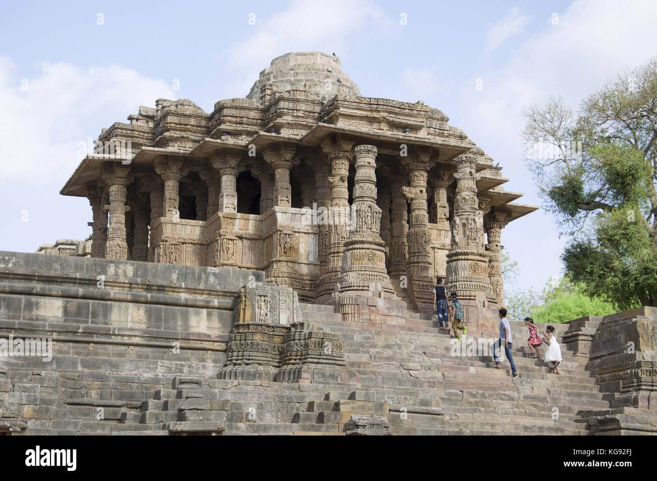 Äußere Ansicht der Sonne Tempel. In 1026 gebaut - 27 ad während der Regierungszeit von bhima i des chaulukya Dynastie, modhera Dorf mehsana Bezirk, Gujarat Stockfoto