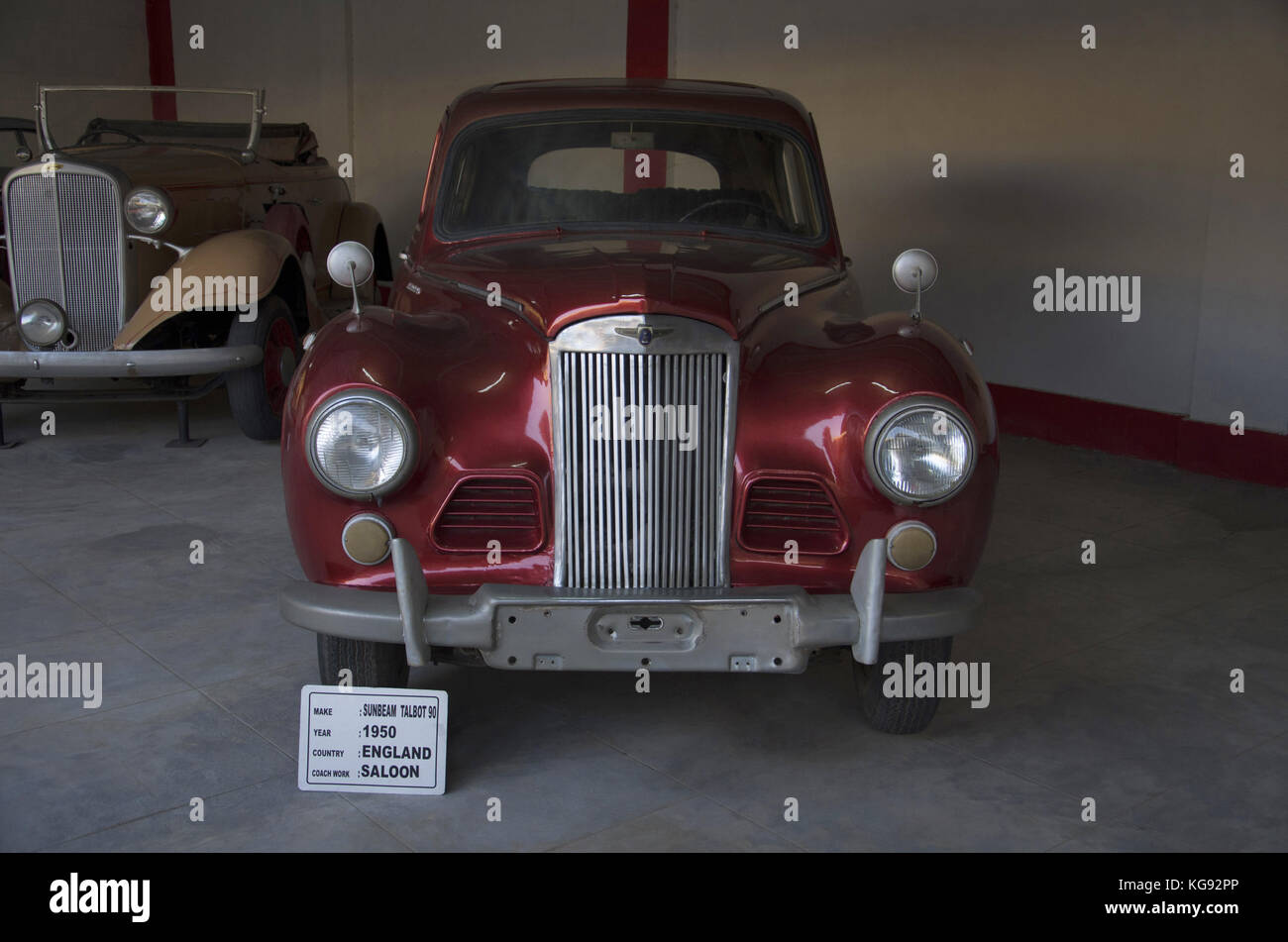 Sunbeam 90 talboat (Jahr 1950), Coach arbeiten - Limousine, England auto Welt Oldtimer Museum, Ahmedabad, Gujarat, Indien. Stockfoto