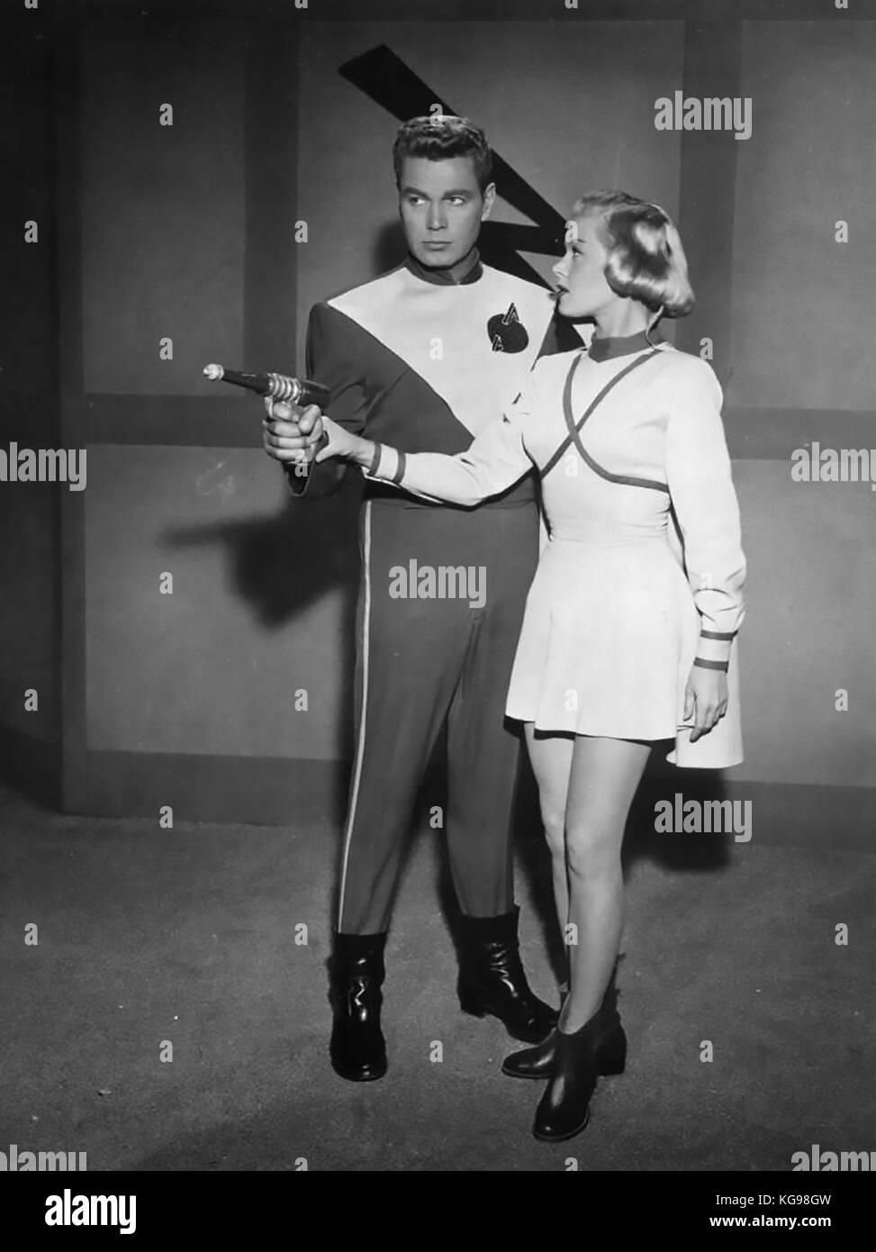 Rocky JONES, SPACE RANGER 1954 Roland Reed TV Productions Serie 1954 mit Sally Mansfield und Richard Crane Stockfoto