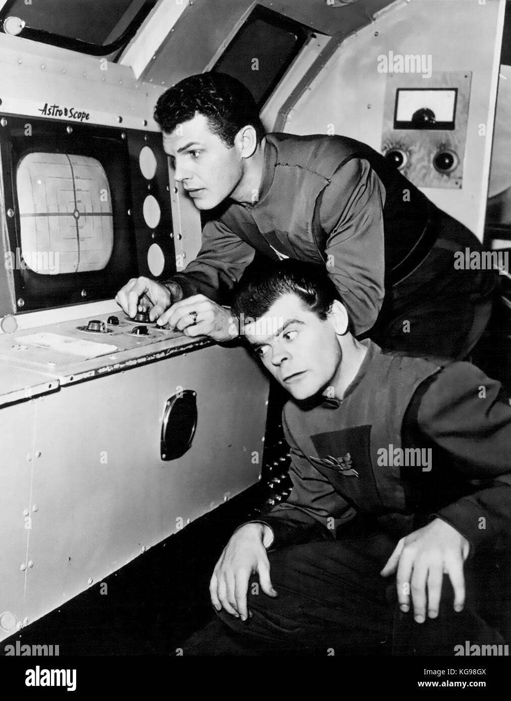 Platz PATROUILLIEREN amerikanische ABC-TV-Serie 1950-55 mit Ed Kemmer an der Spitze und Lyn Osborn Stockfoto