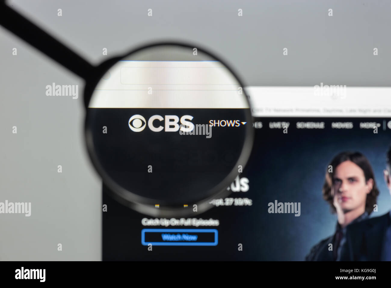 Mailand, Italien - 10 August 2017: CBS-Homepage. Es ist ein amerikanisches Englisch kommerziellen Fernsehen Netzwerk. cbs Logo sichtbar. Stockfoto