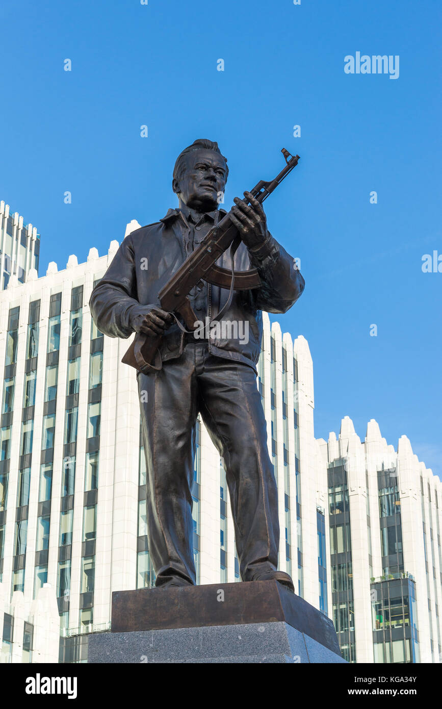 Moskau, Russland - November 2. 2017 Denkmal zu m. Kalaschnikow, Designer von Ak-47 auf oryzheyny Lane. Stockfoto